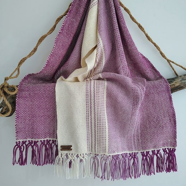 Pashmina Awawe tejidas en telar artesanales